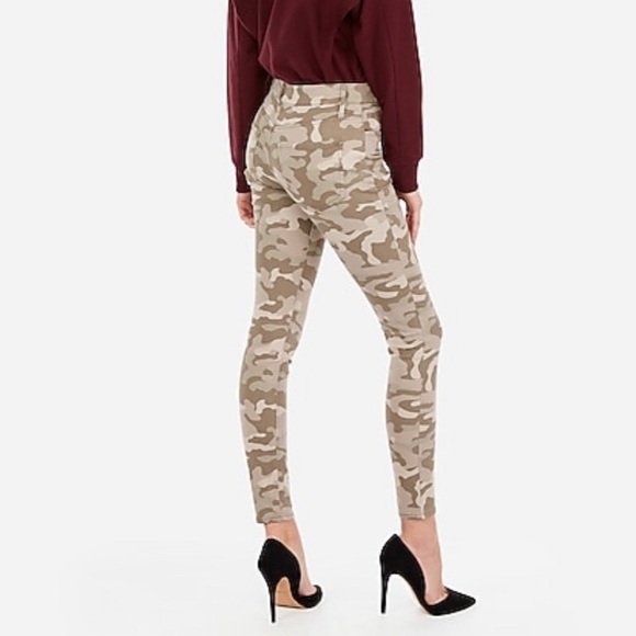 Mid Rise Camo Jean Leggings - Picture 3 of 3
